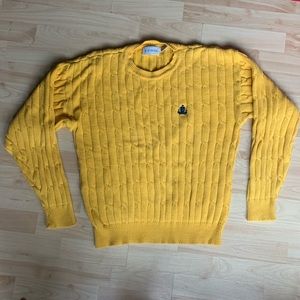 IZOD bright yellow size M 100% cotton sweater